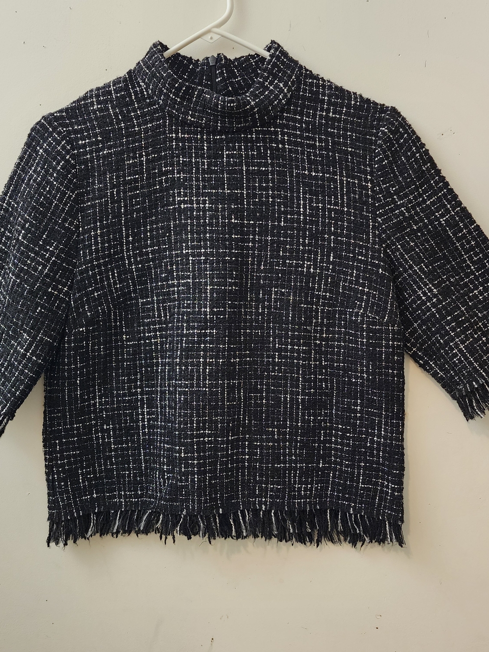Zara Tweed Top M Mock Neck Fringed Hem/Sleeves Cropped Black White Career Preppy